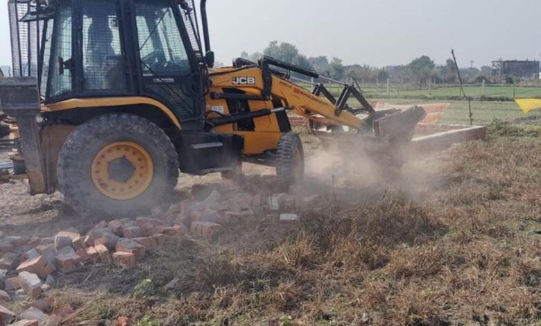 एमडीडीए का अवैध प्लाटिंग पर बड़ा एक्शन, 20 बीघा जमीन पर ध्वस्तीकरण, 40 बीघा प्लाटिंग सील