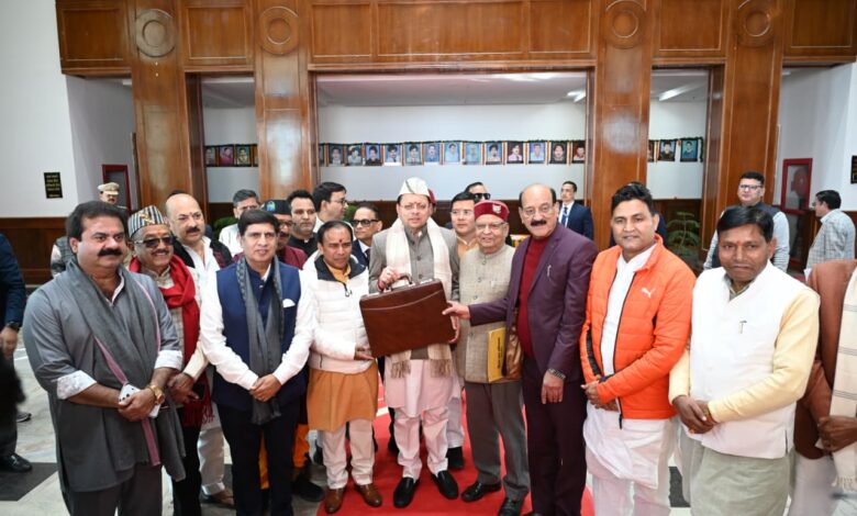 7844 करोड़ का अनुपूरक बजट पेश, गोल्डन कार्ड को 125 करोड़। 7844 करोड़ का अनुपूरक बजट पेश, गोल्डन कार्ड को 125 करोड़।
