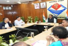 Uttarakhand News: उत्तराखंड में 108 एम्बुलेंस सेवा पर मुख्य सचिव सख्त, 3 लाख किमी चल चुकीं 50 पुरानी गाड़ियां जल्द बदलने के निर्देश…. Uttarakhand News: उत्तराखंड में 108 एम्बुलेंस सेवा पर मुख्य सचिव सख्त, 3 लाख किमी चल चुकीं 50 पुरानी गाड़ियां जल्द बदलने के निर्देश….