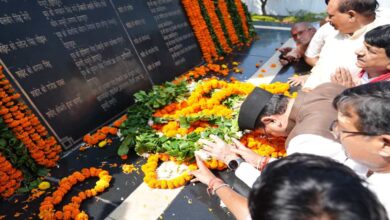 Uttarakhand News: शहीदों की यादें रहेंगी चिरस्थायी, आंदोलनकारी बलिदानियों की पैतृक गांवों में लगेंगी प्रतिमाएं: CM धामी ने की कई बड़ी घोषणाएं……